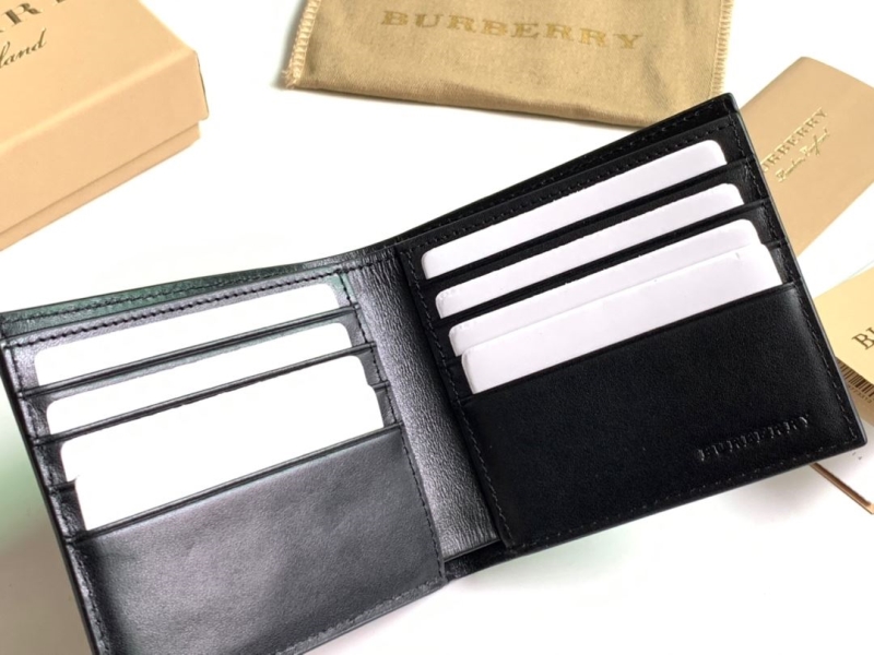 Burberry Wallets & Purse